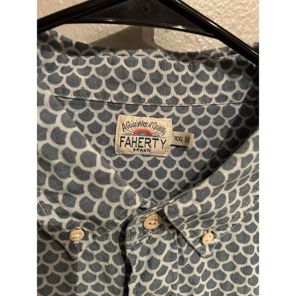 Faherty Mens XXL Short Sleeve Button Down Short Hawaiian Geometric Blue - Picture 3 of 7